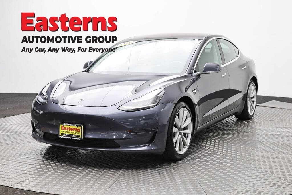 2018 TESLA Model 3