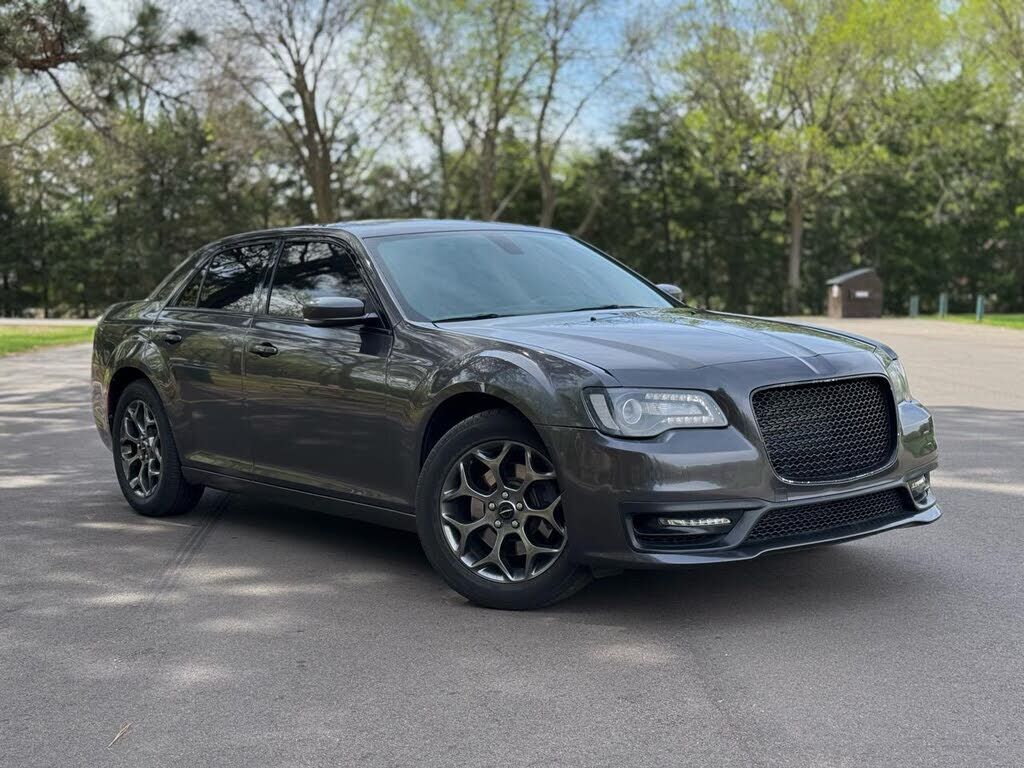 2016 CHRYSLER 300
