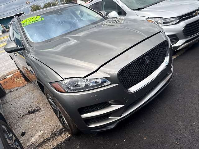 2019 JAGUAR F-Pace