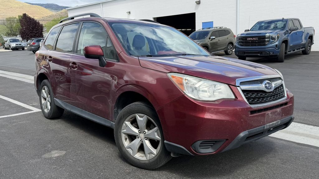 2014 SUBARU Forester