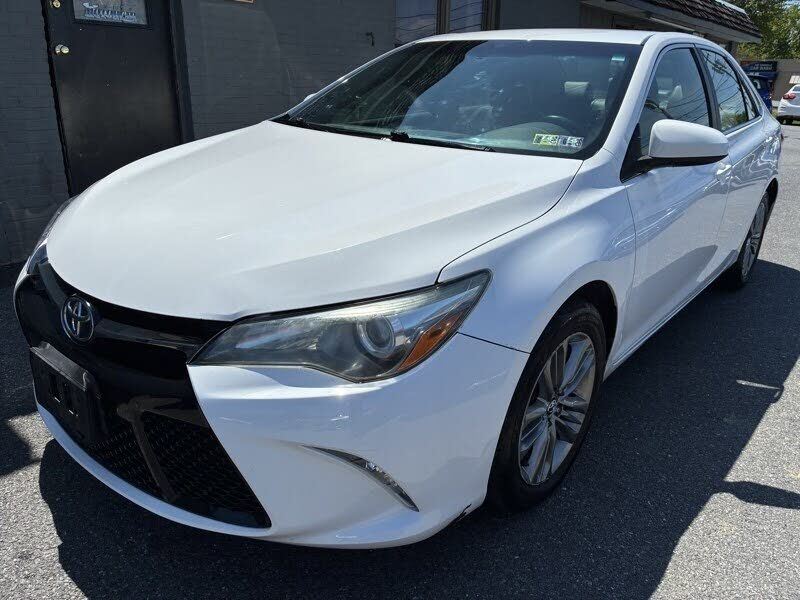 2015 TOYOTA Camry