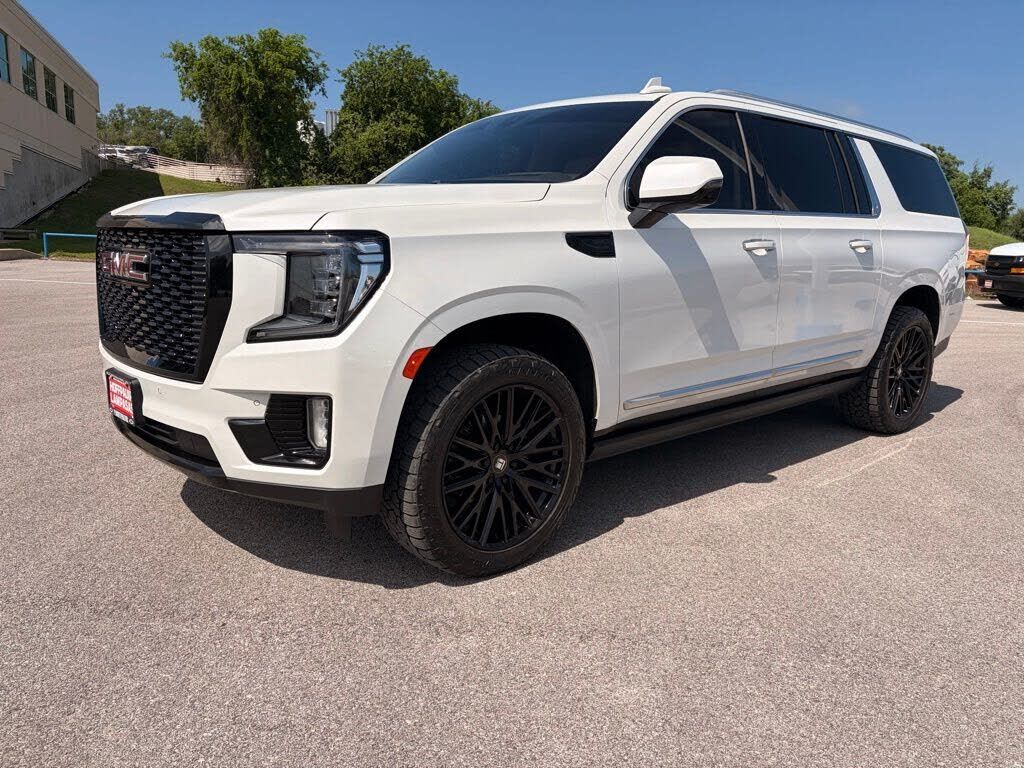 2023 GMC Yukon XL