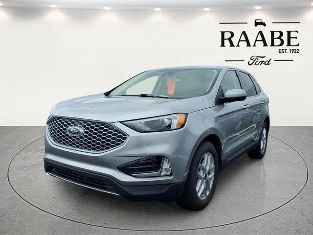 2023 FORD Edge