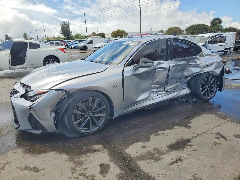 2023 LEXUS IS