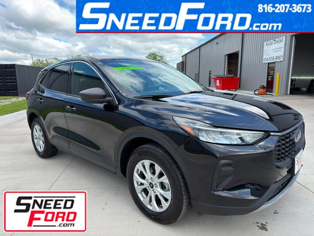 2024 FORD Escape
