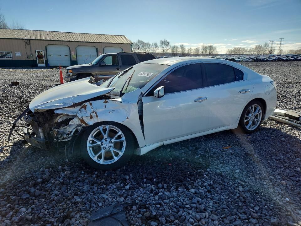 2014 NISSAN Maxima