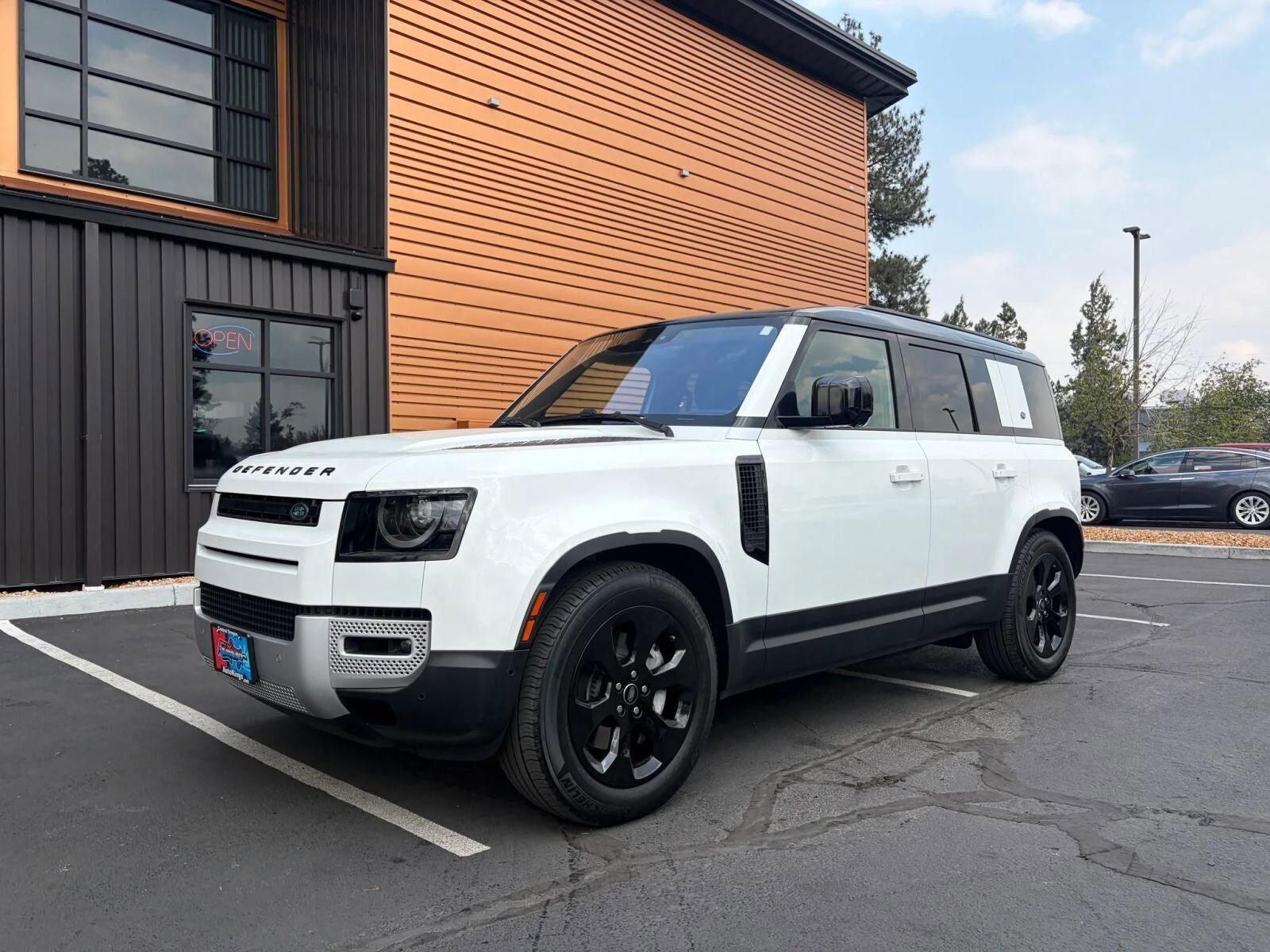 2020 LAND ROVER Defender