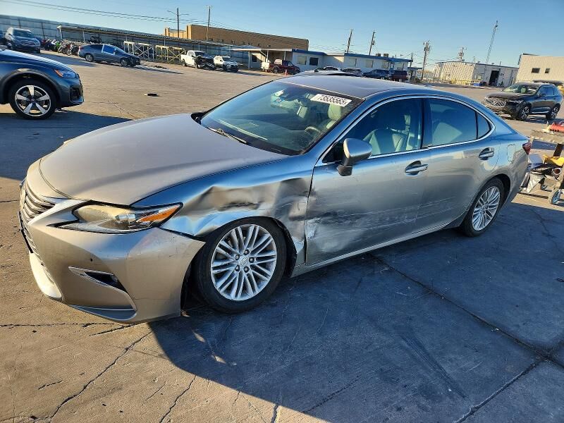 2016 LEXUS ES