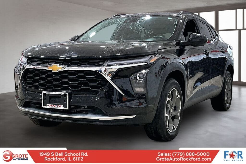 2025 CHEVROLET Trax