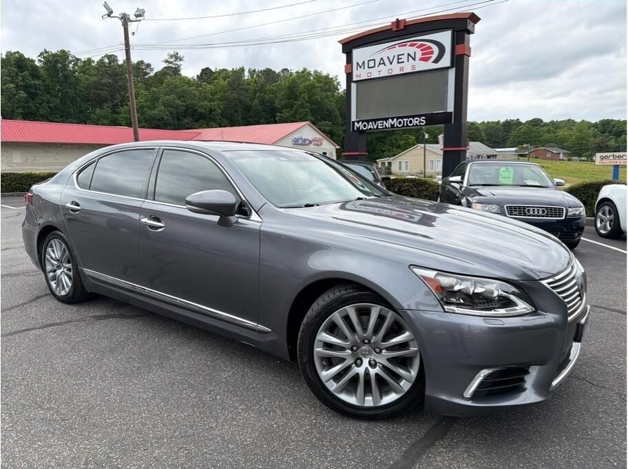 2015 LEXUS LS