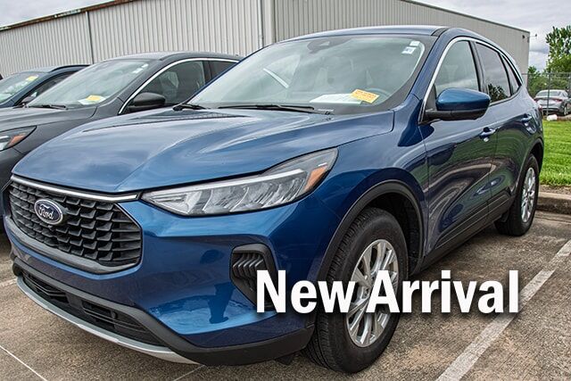 2023 FORD Escape
