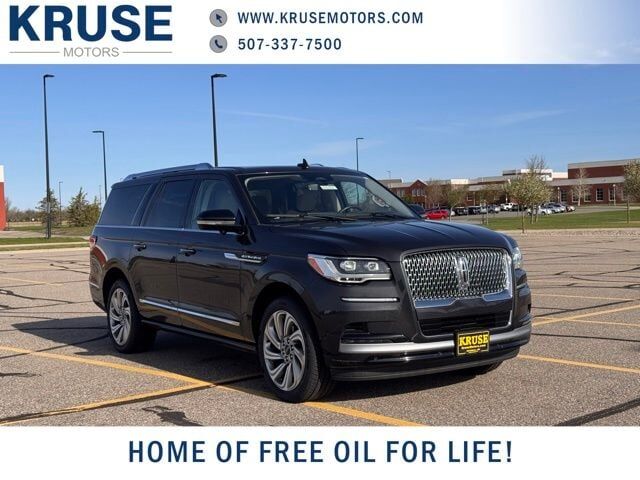 2022 LINCOLN Navigator L