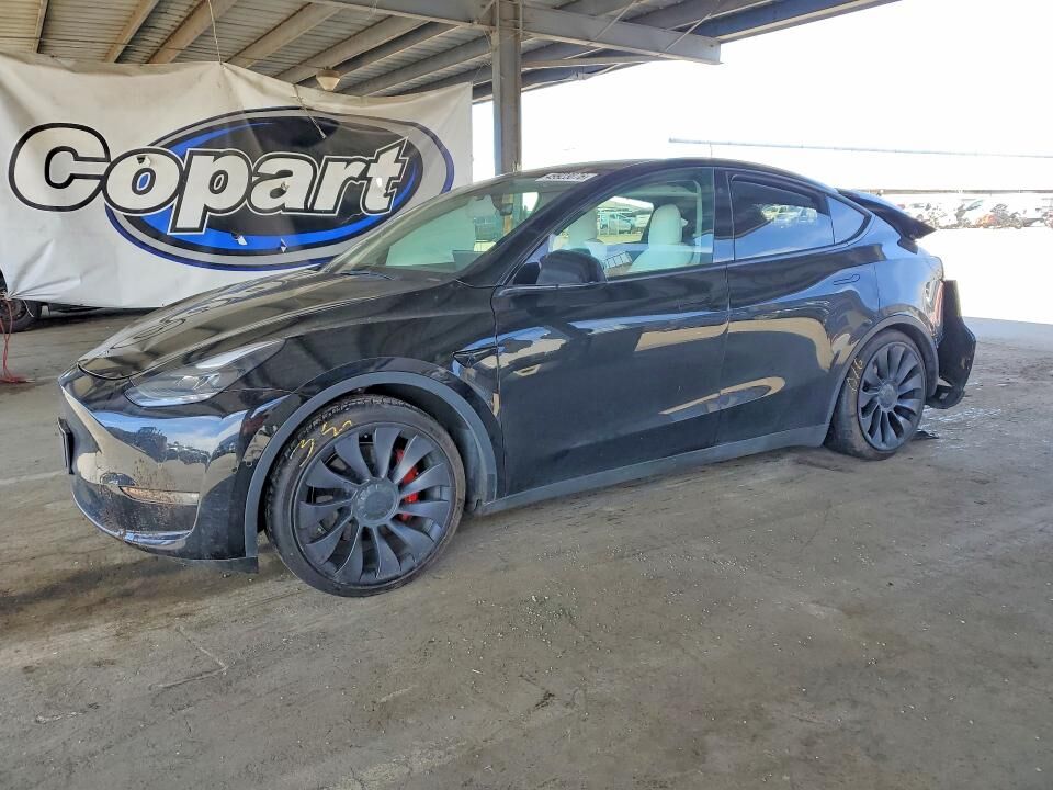 2022 TESLA Model Y