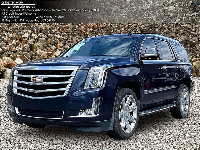 2017 CADILLAC Escalade