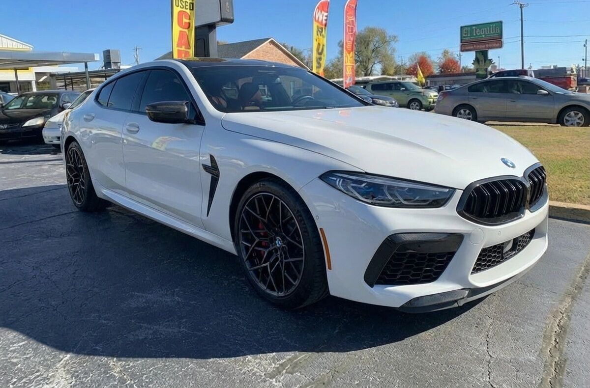 2020 BMW M8