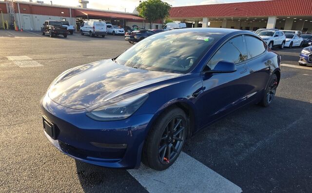 2021 TESLA Model 3
