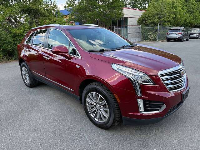 2017 CADILLAC XT5