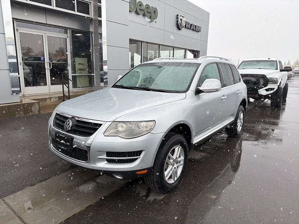 2008 VOLKSWAGEN Touareg