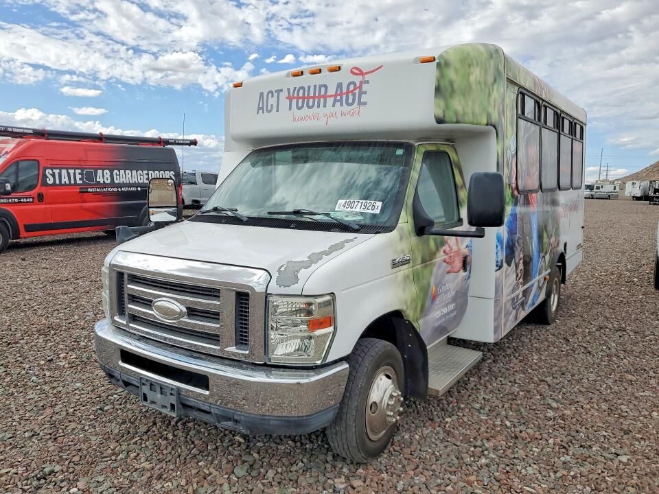 2014 FORD E-450
