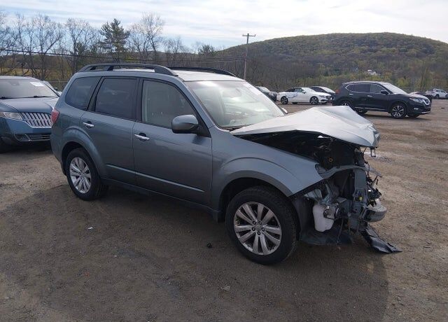2012 SUBARU Forester