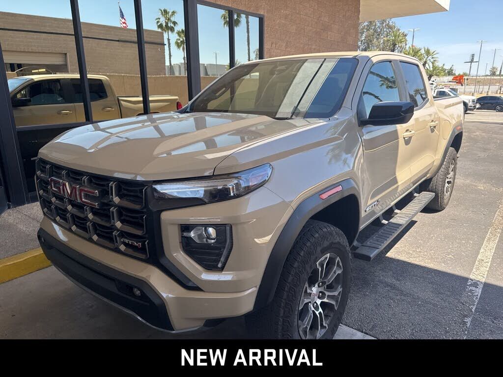 2024 GMC Canyon