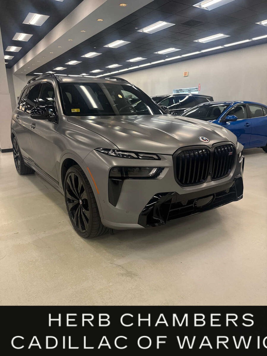 2023 BMW X7