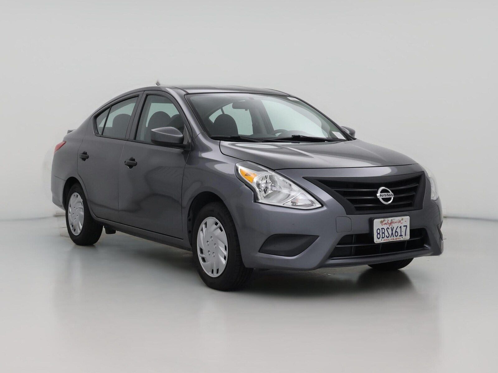 2017 NISSAN Versa