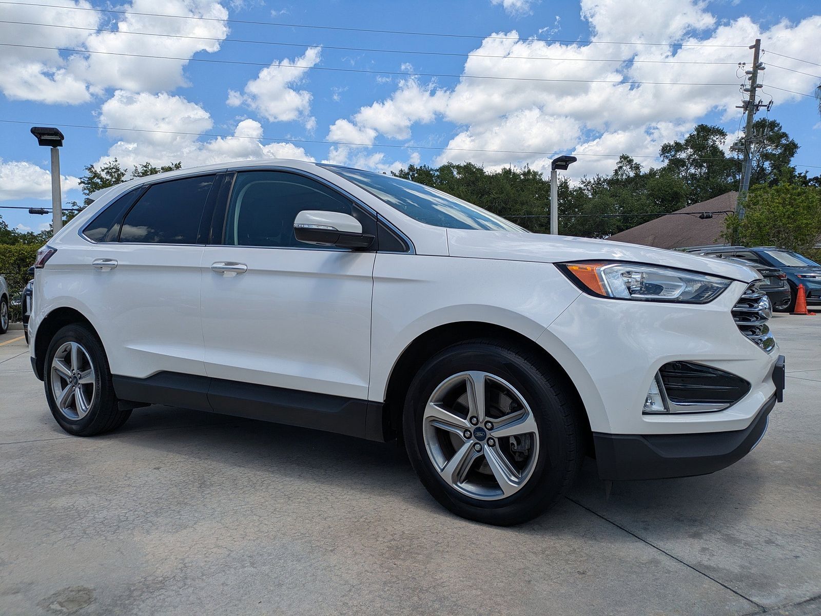 2019 FORD Edge