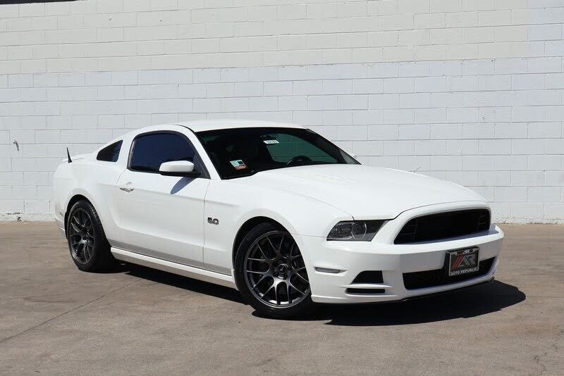 2013 FORD Mustang