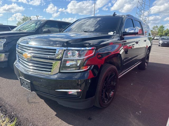 2019 CHEVROLET Suburban
