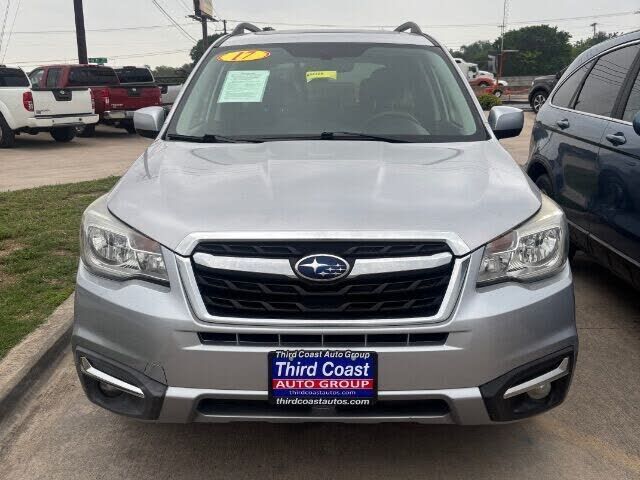 2017 SUBARU Forester