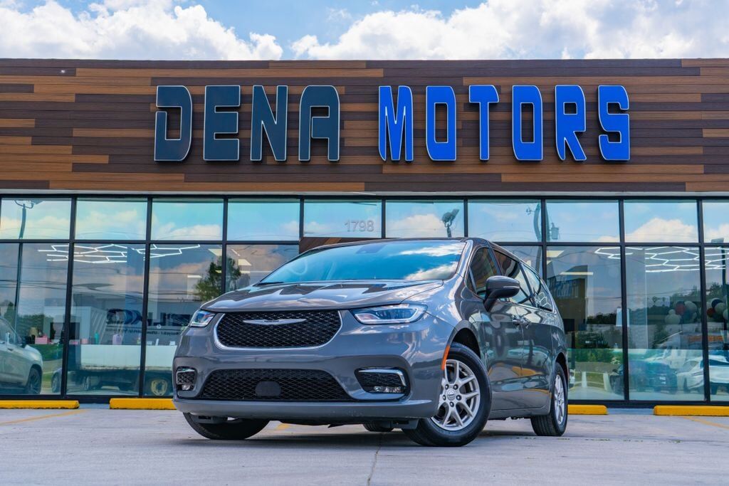 2023 CHRYSLER Pacifica