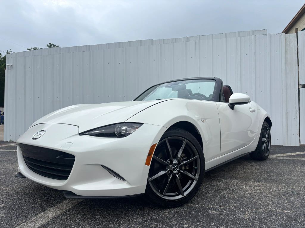 2019 MAZDA MX-5