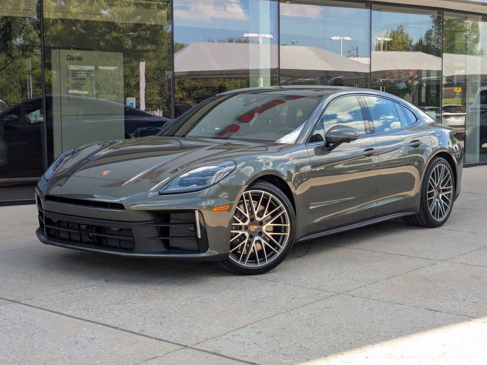2026 PORSCHE Panamera