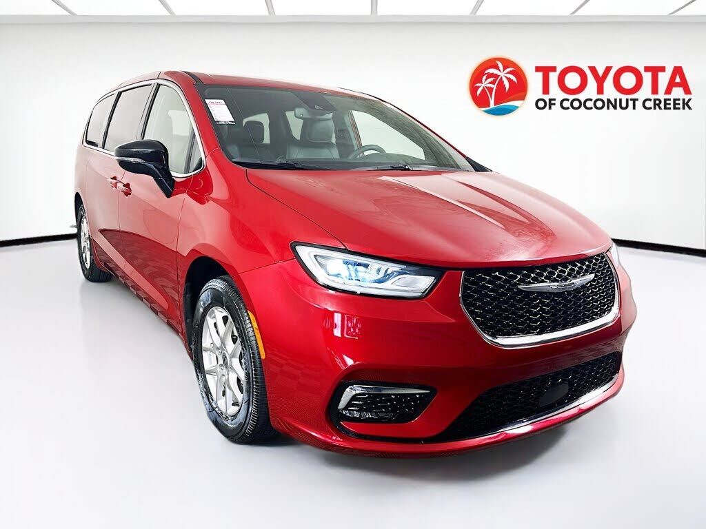2025 CHRYSLER Pacifica