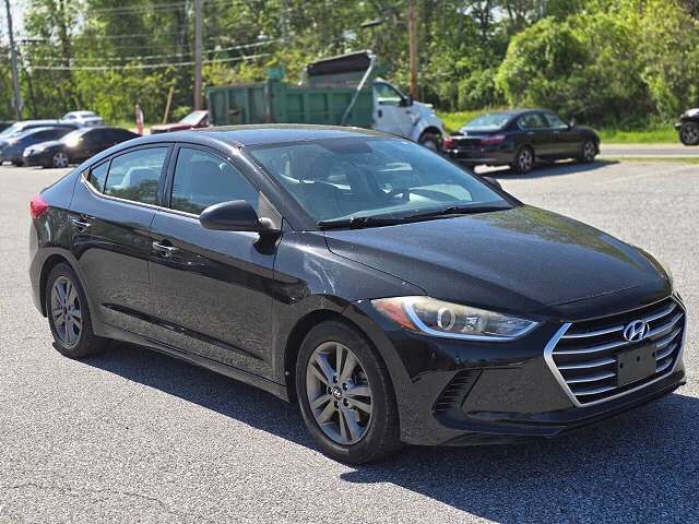 2017 HYUNDAI Elantra