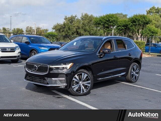 2022 VOLVO XC60
