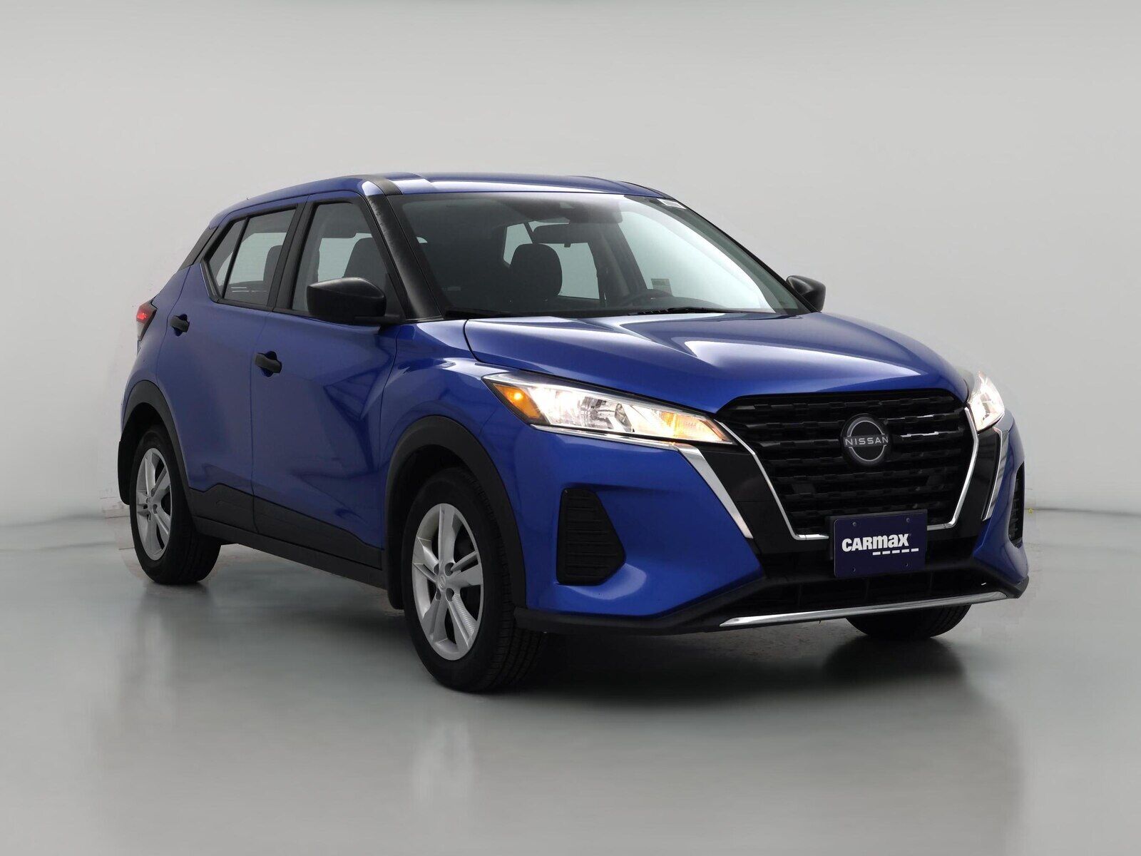 2022 NISSAN Kicks