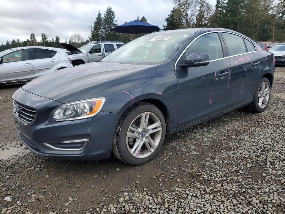 2015 VOLVO S60