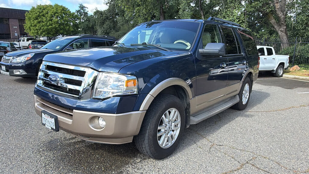 2013 FORD Expedition
