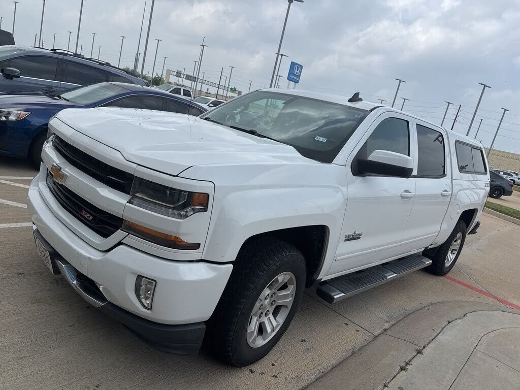 2018 CHEVROLET Silverado
