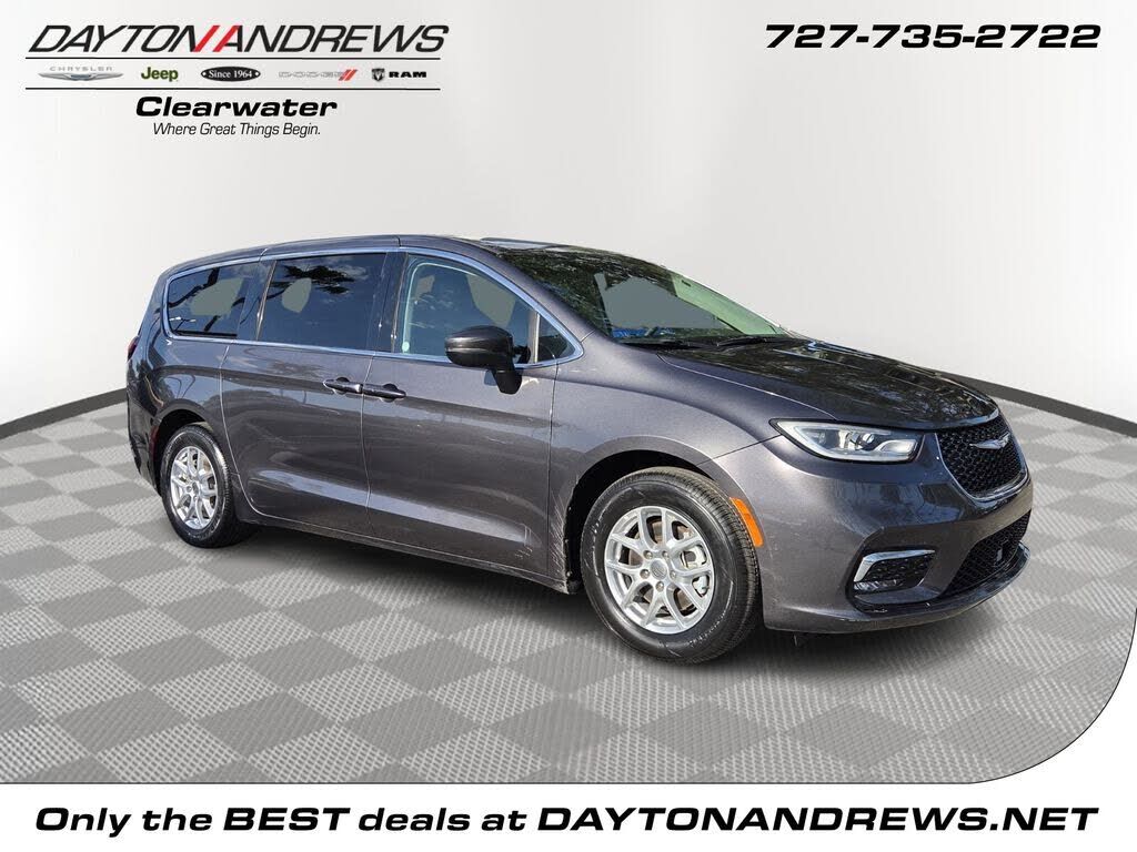 2023 CHRYSLER Pacifica