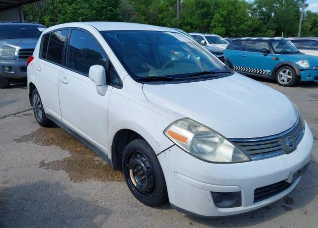 2009 NISSAN Versa