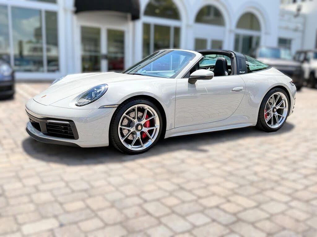 2021 PORSCHE 911