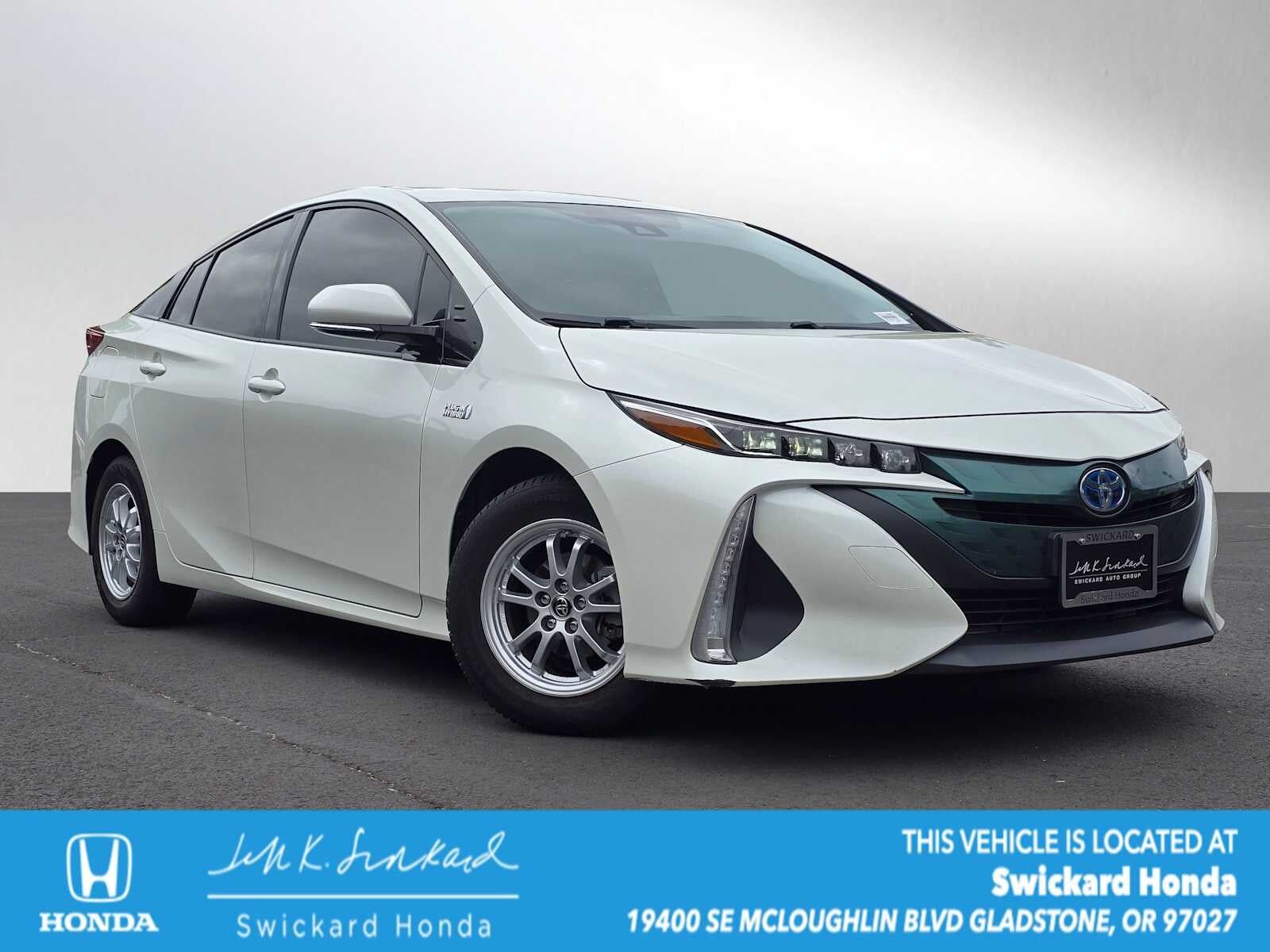 2019 TOYOTA Prius