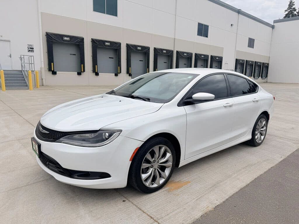 2015 CHRYSLER 200