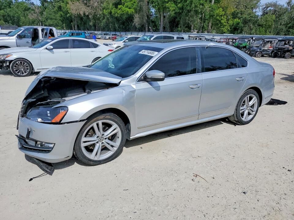 2014 VOLKSWAGEN Passat
