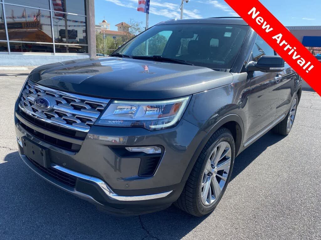 2018 FORD Explorer