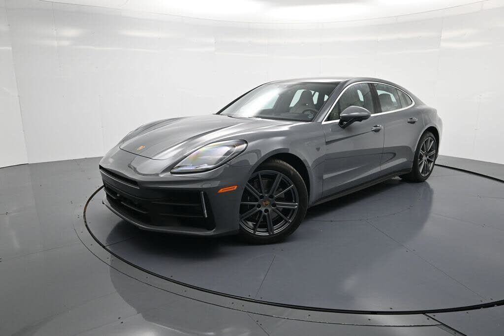 2026 PORSCHE Panamera