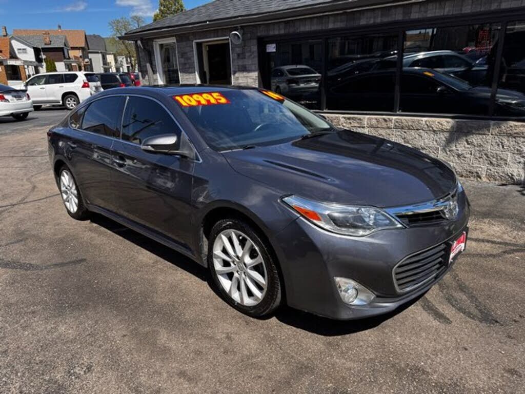 2014 TOYOTA Avalon